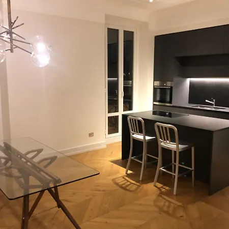 Montenero Apartament Апартаменты Милан